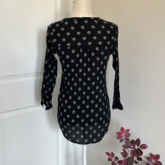 Tunic - Picture 5 of 9